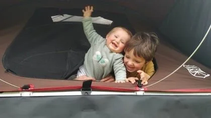 La joie des enfants en road trip